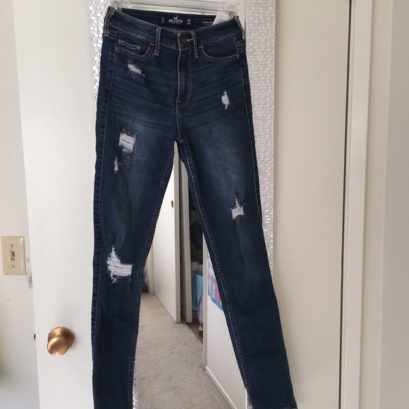 Hollister brand new jeans - Picture 1 of 2